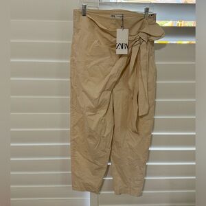 NWT Zara beige pants